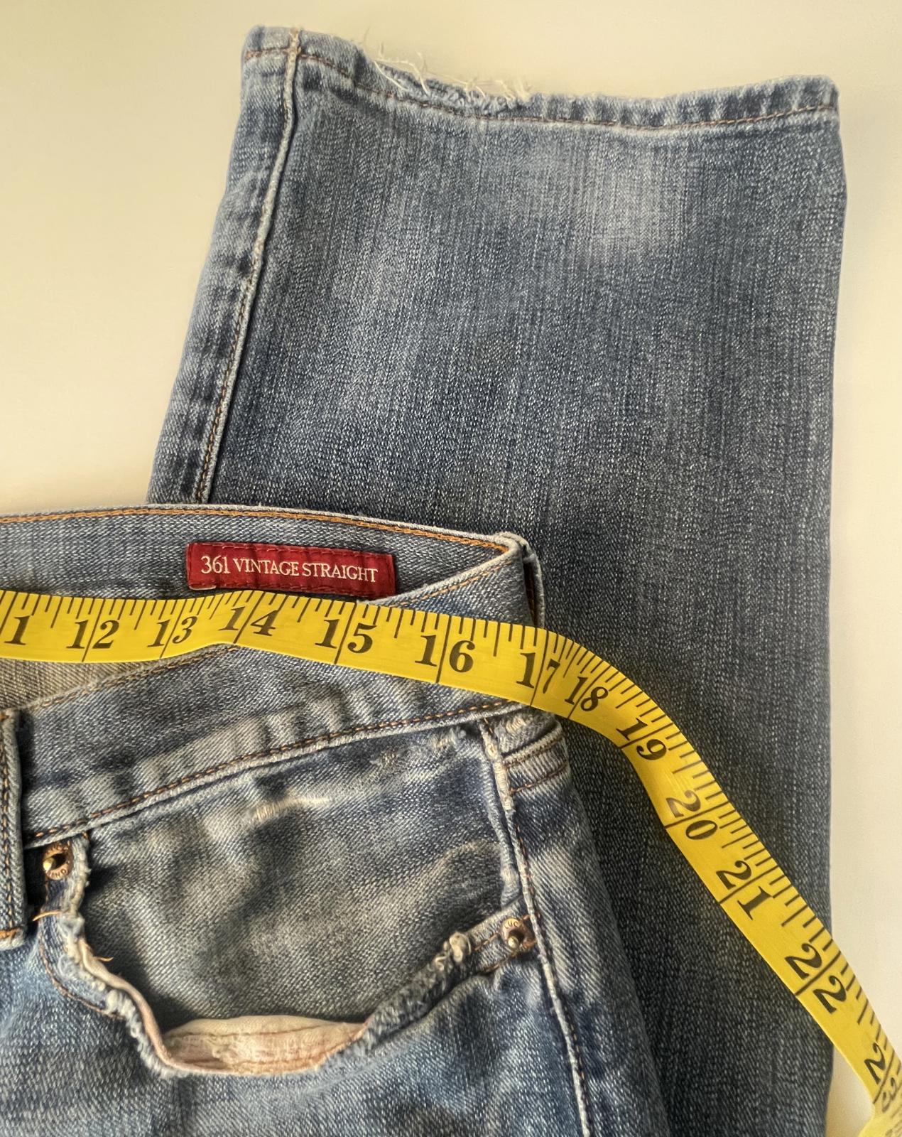 Lucky Brand 341 Vintage Straight Jeans- Men 32/30