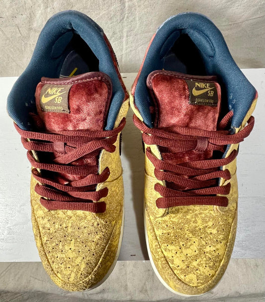 Nike SB Dunk Low City of Cinema - 10M