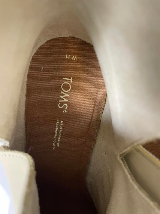 TOMS Everly Cutout Ankle Bootie