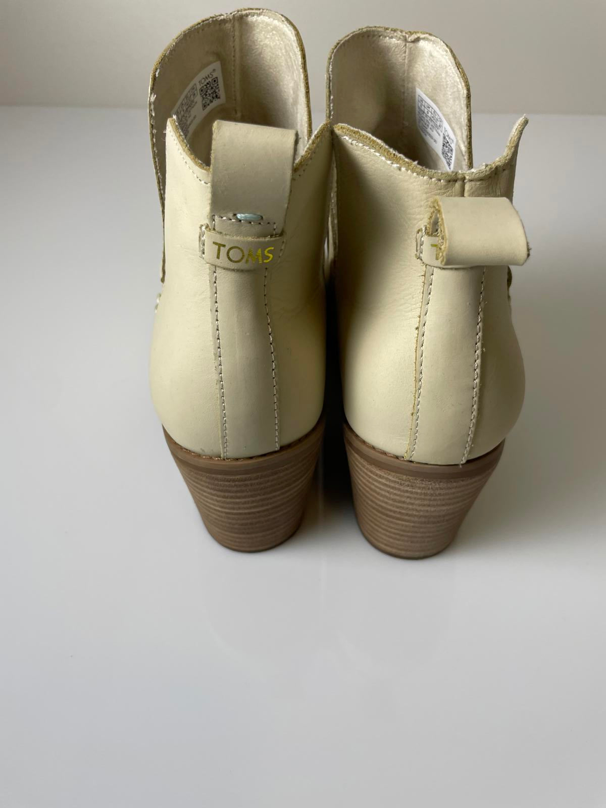 TOMS Everly Cutout Ankle Bootie