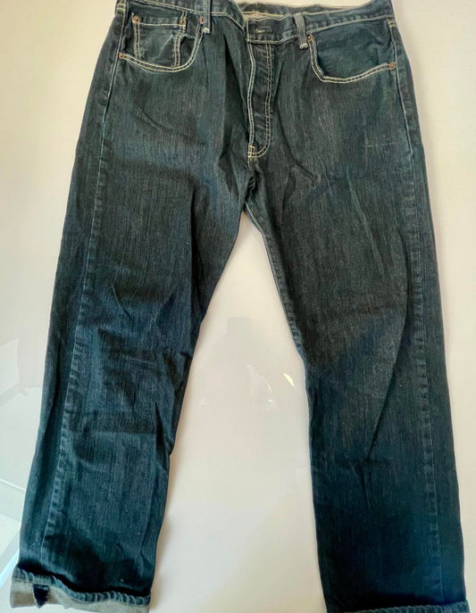 501 Dark Wash Levi’s - 38/32