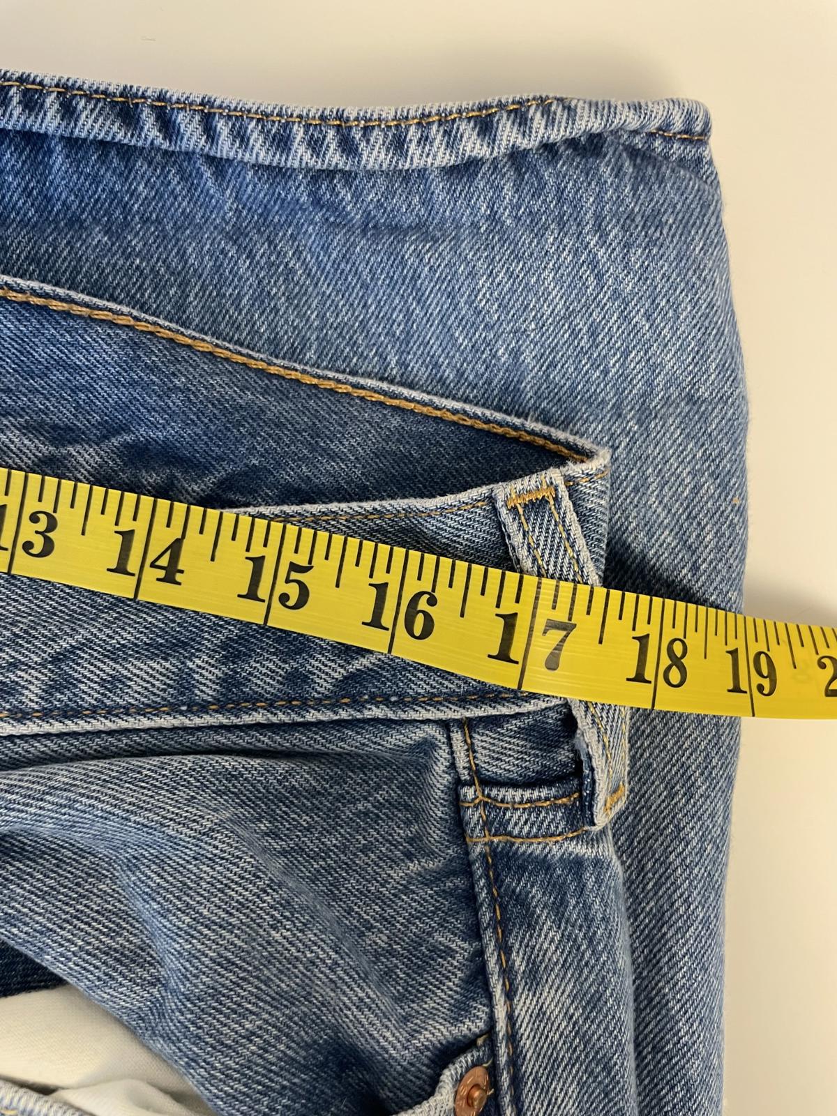 Levi’s 501 Distressed Straight Leg Jean -Men 34x30