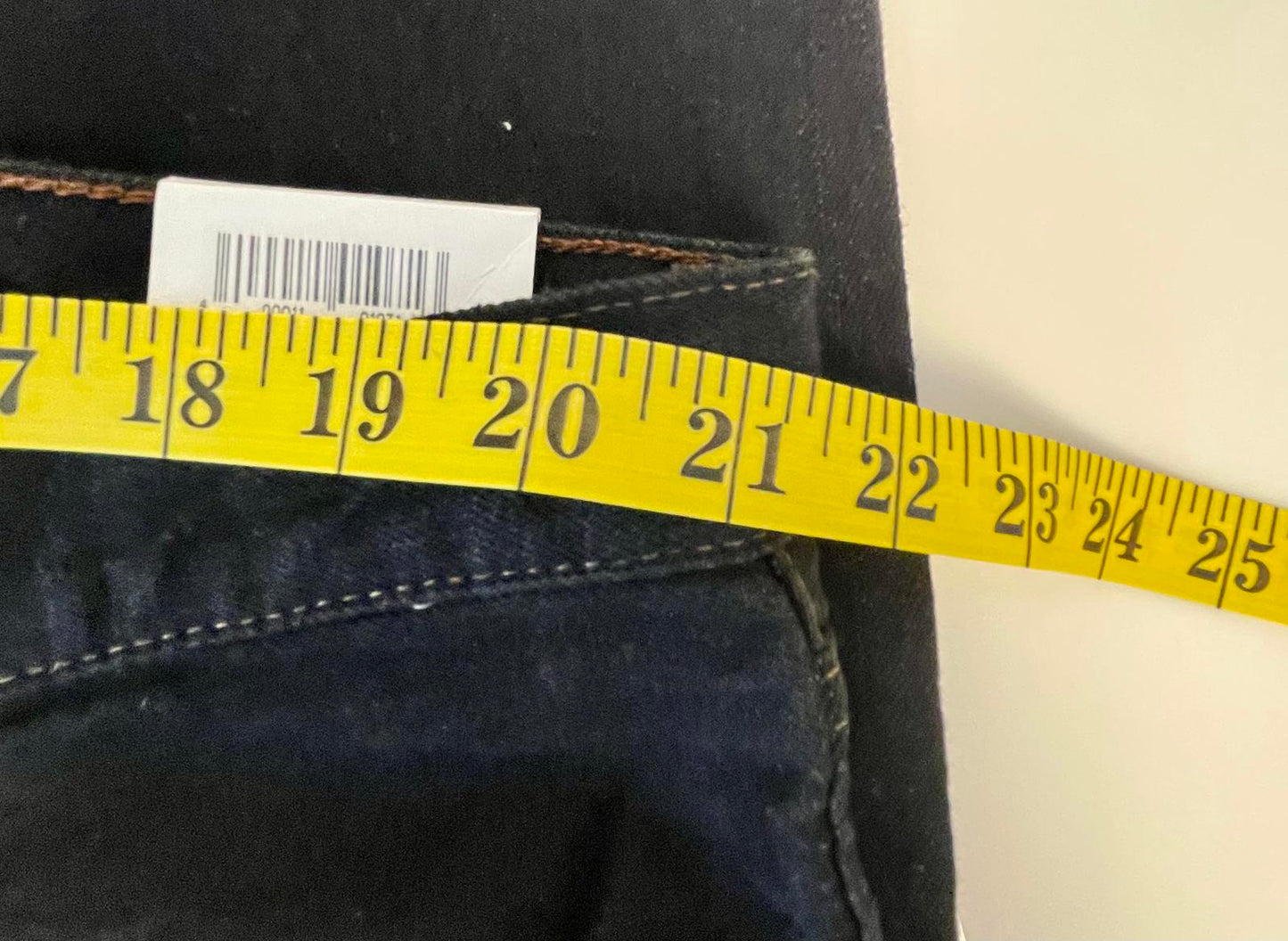 Eddie Bauer Dark Wash Relaxed Fit Jean- Men 40x32