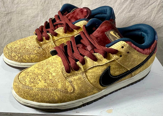 Nike SB Dunk Low City of Cinema - 10M