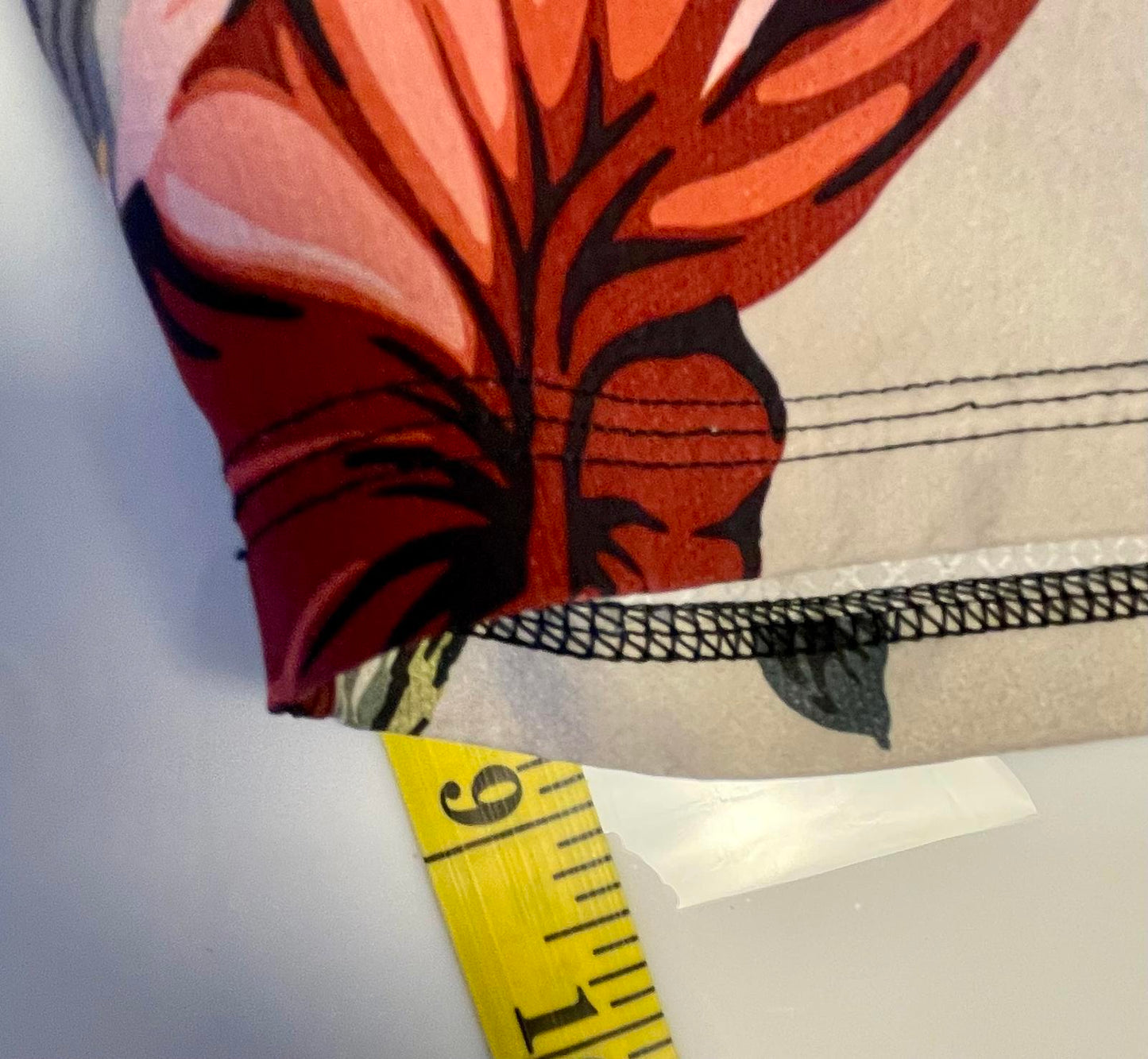 Rusty Y2K Flower Boardies - Men 38
