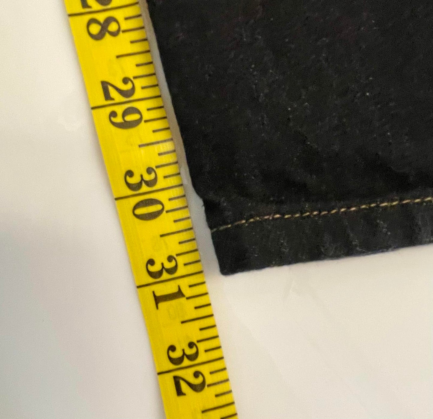 Eddie Bauer Dark Wash Relaxed Fit Jean- Men 40x32
