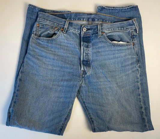 Levi’s 501 Distressed Straight Leg Jean -Men 34x30
